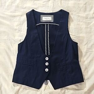 Stylish vest
